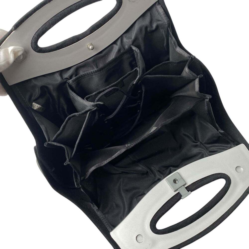 CHANEL Black Shoulder Bag - Picture 9 of 16